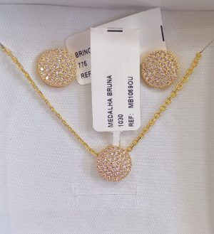 BRINCO BRUNA 775 FOLHEADO OURO 18 K / BRUNA JOIAS
