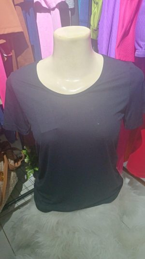 BLUSA FIT 15 COR PRETO / G SARADOS