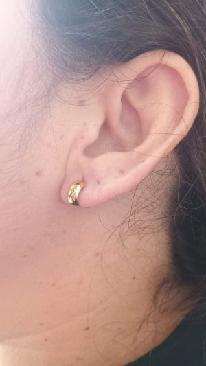BRINCO ARCOLA MEDIA FOLHEADO 18 K / ROMANEL